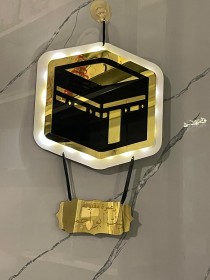 تعليقة عمرة مضيئة